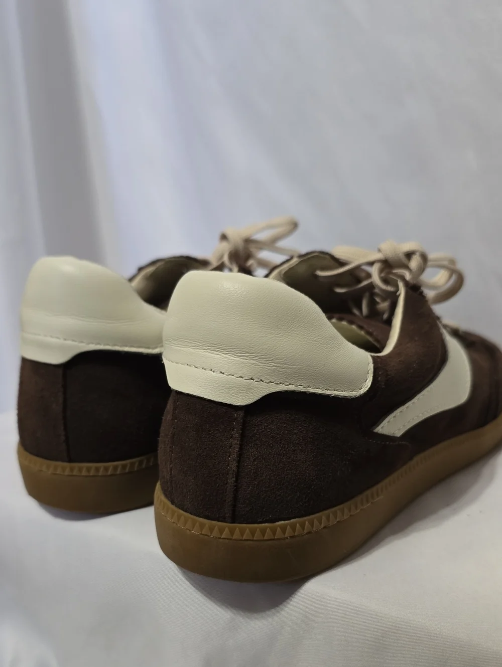Dolce Vita Notice Dark Brown Suede Retro Sneakers Cream Accent